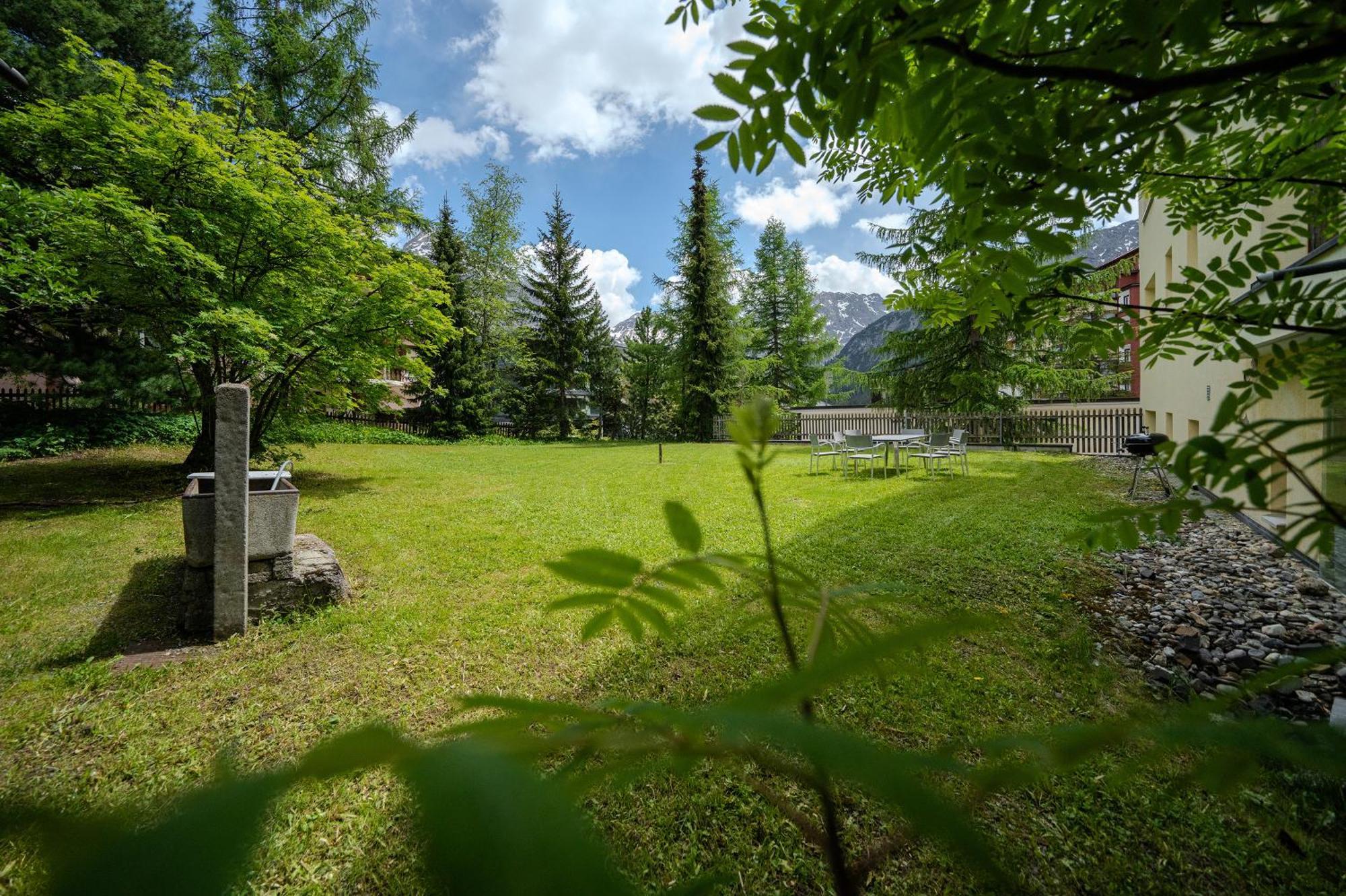 Haus Padrun 10 By Arosa Vacations Daire Dış mekan fotoğraf